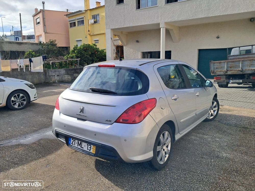 Peugeot 308 1.6 HDi Access - 3