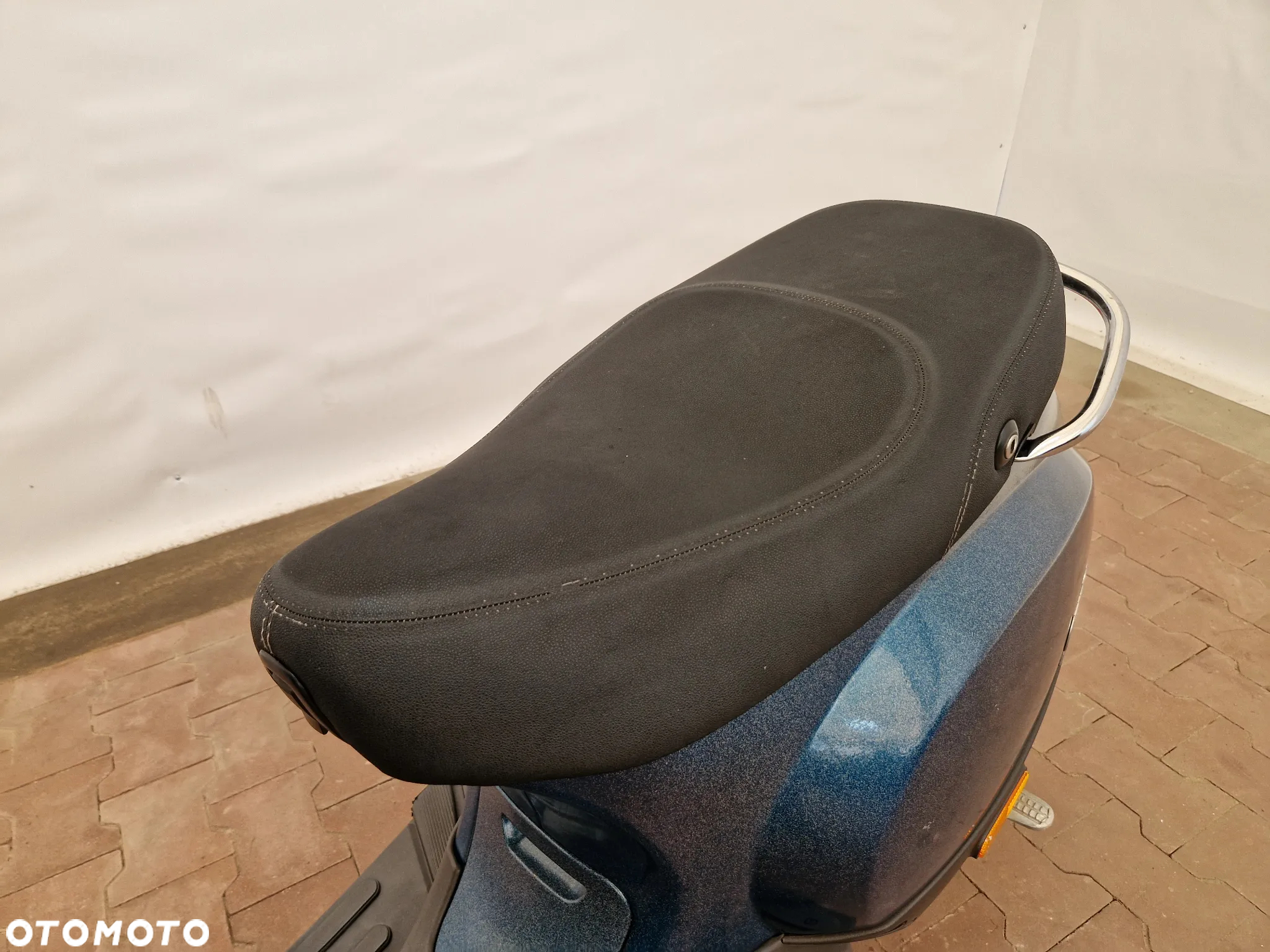 Piaggio Vespa - 16