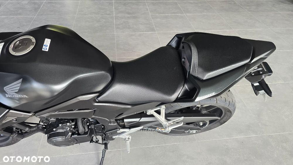 Honda Hornet - 14