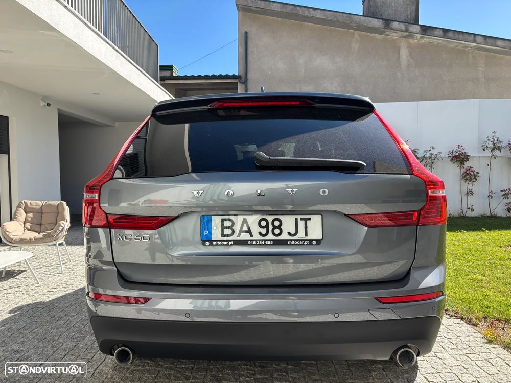 Volvo XC 60 2.0 D4 Momentum Geartronic - 5