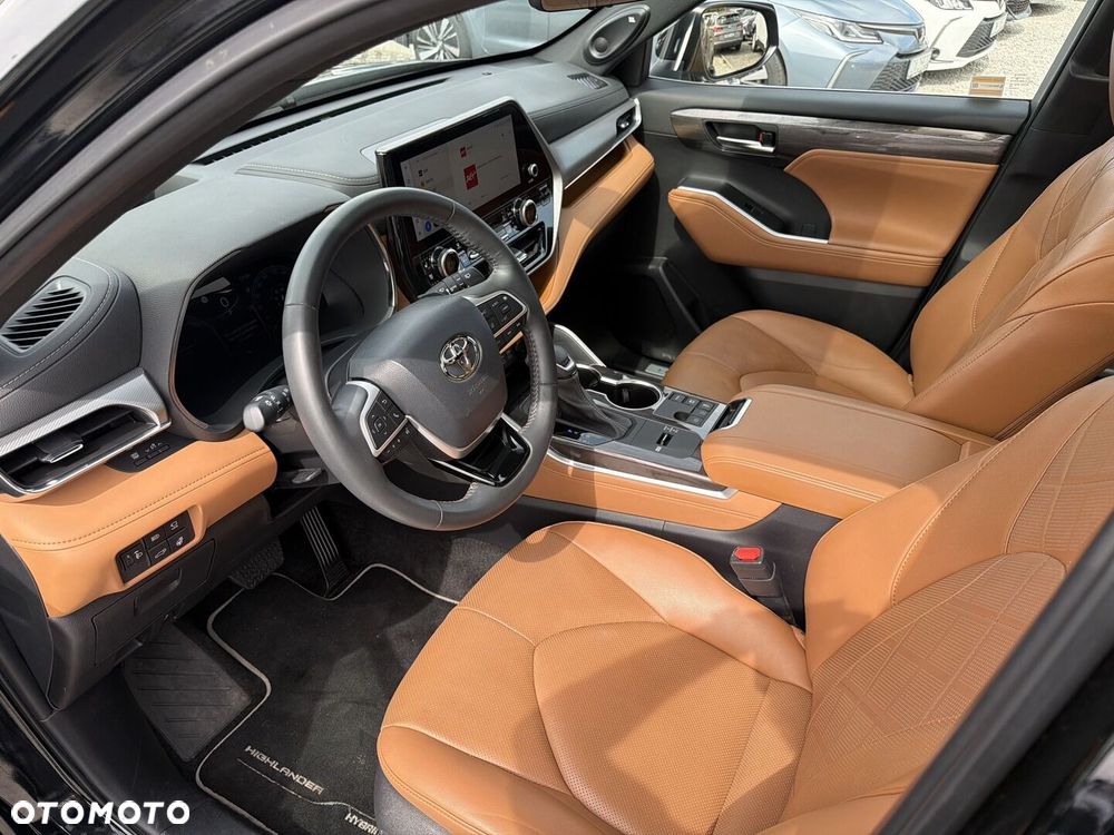 Toyota Highlander - 15
