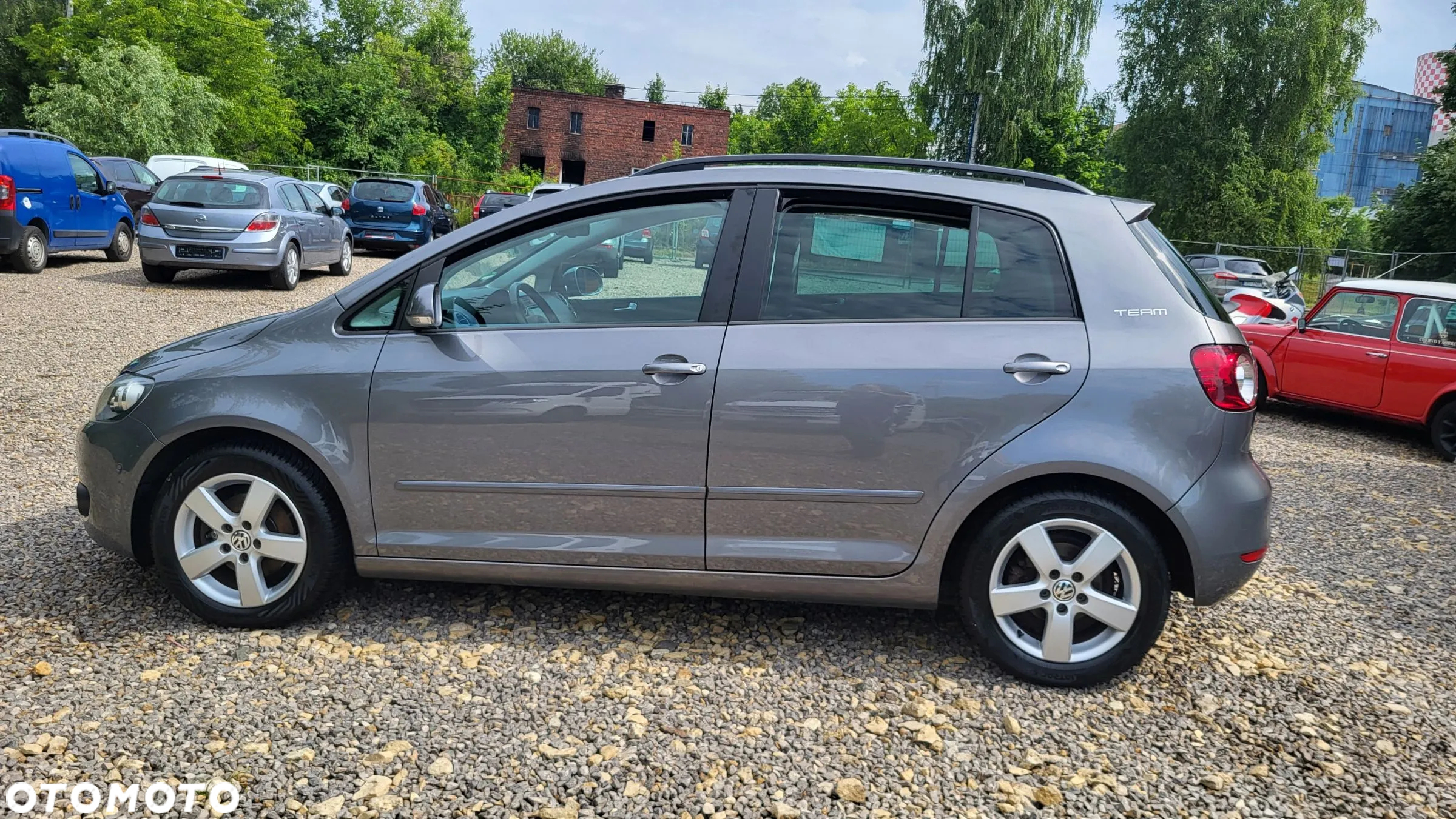 Volkswagen Golf Plus 1.2 TSI BlueMot Comfortline - 30