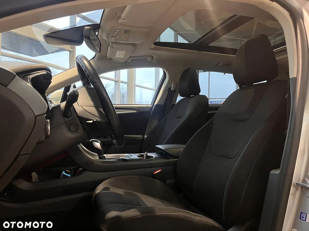 Ford Mondeo SW 2.0 TDCi S&S PowerShift-Aut Titanium - 27