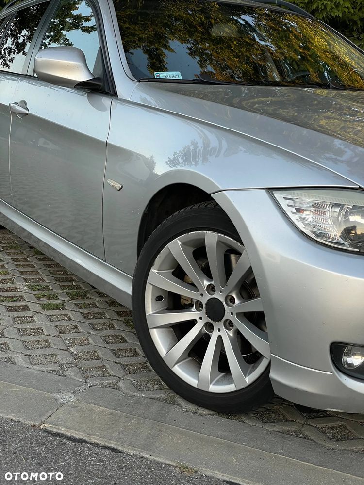 BMW Seria 3 318d - 12