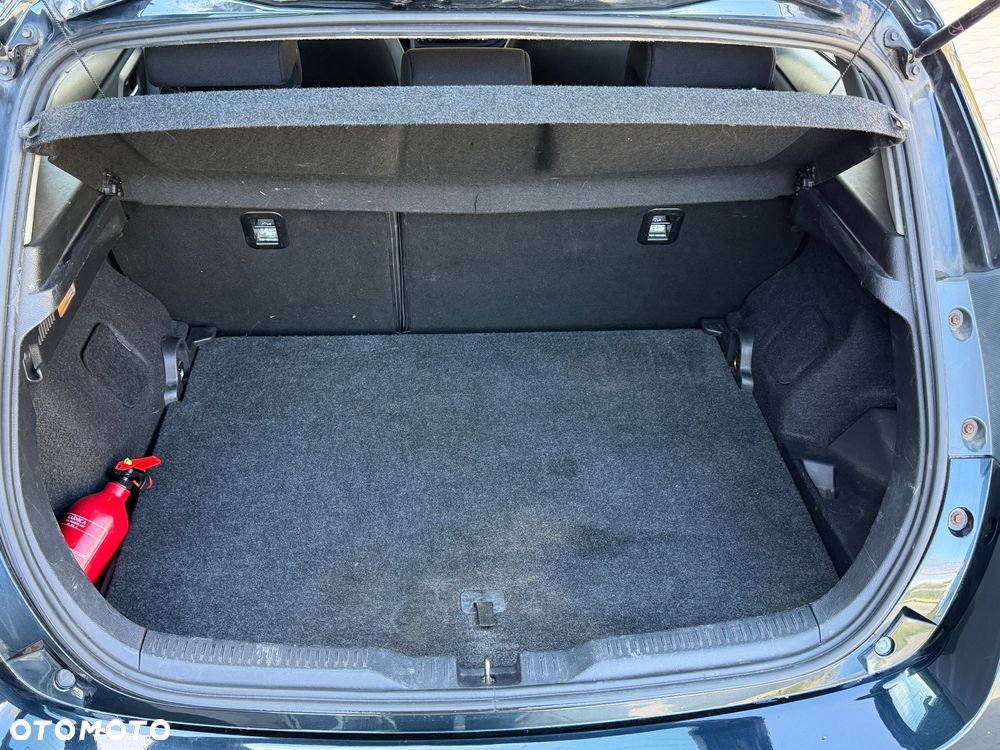 Toyota Auris - 15
