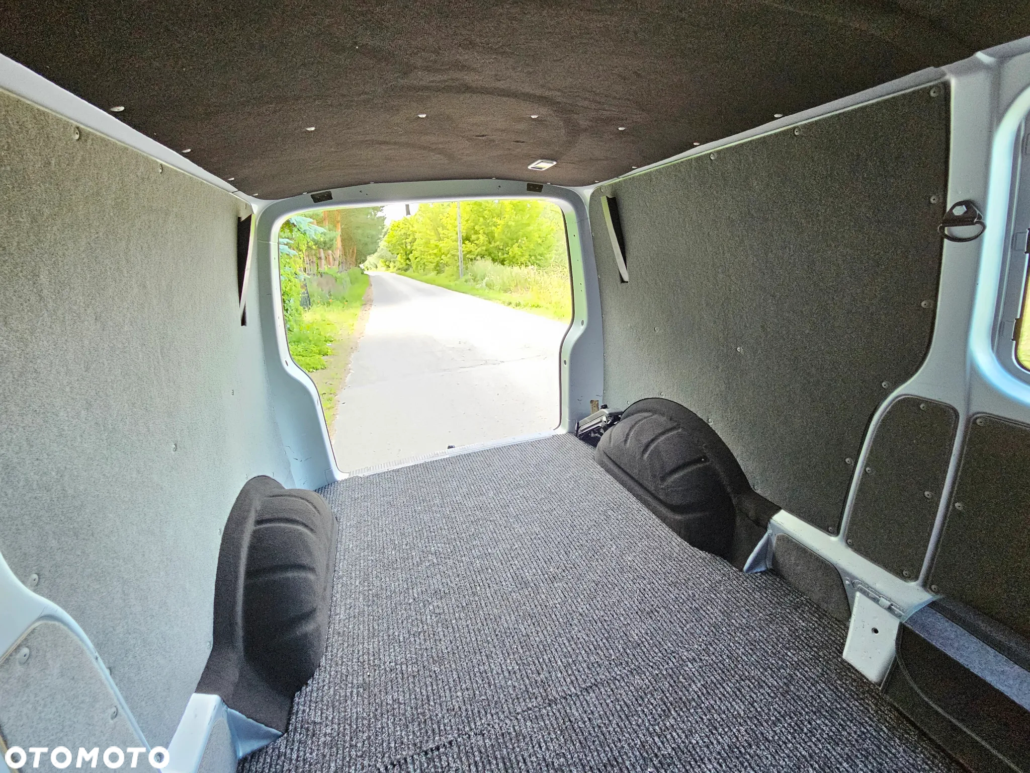 Volkswagen Transporter T5 TDI L2 - 32