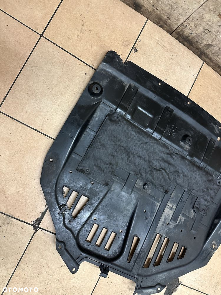 Osłona płyta ekologia pod silnik nissan micra k14 V 5 - 2