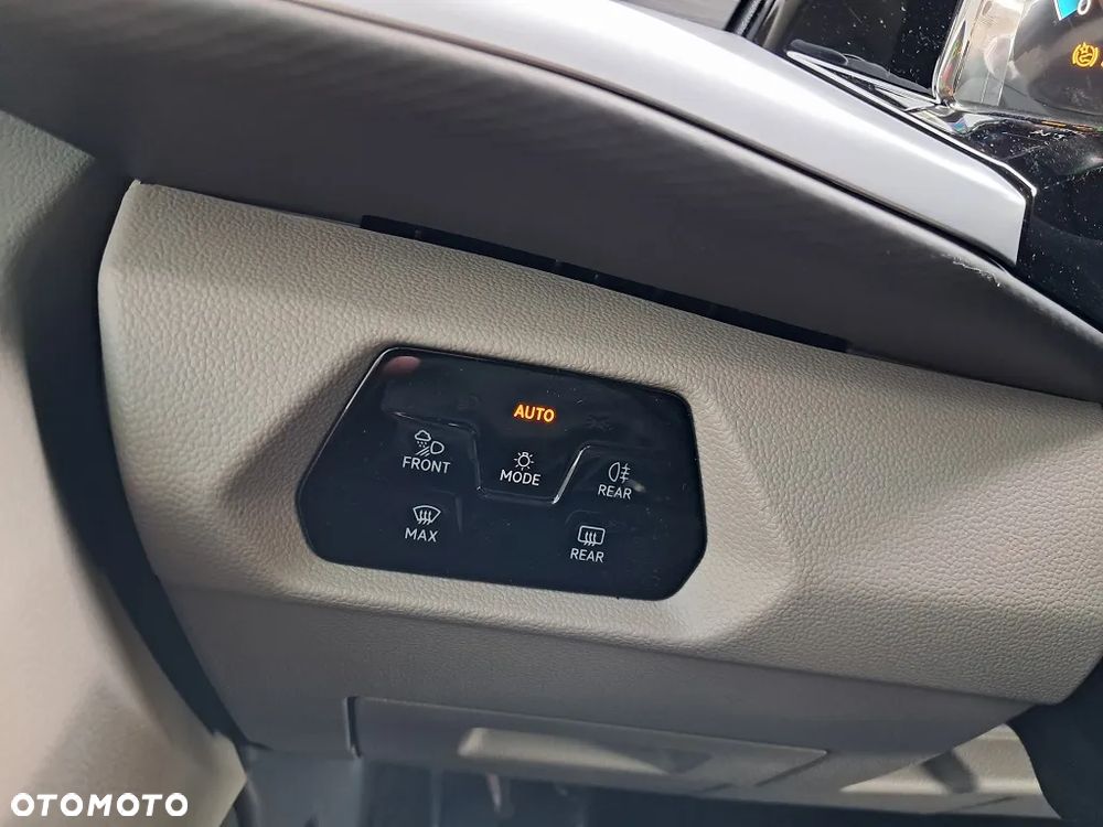 Volkswagen Multivan 2.0 TDI L2 Life DSG - 30