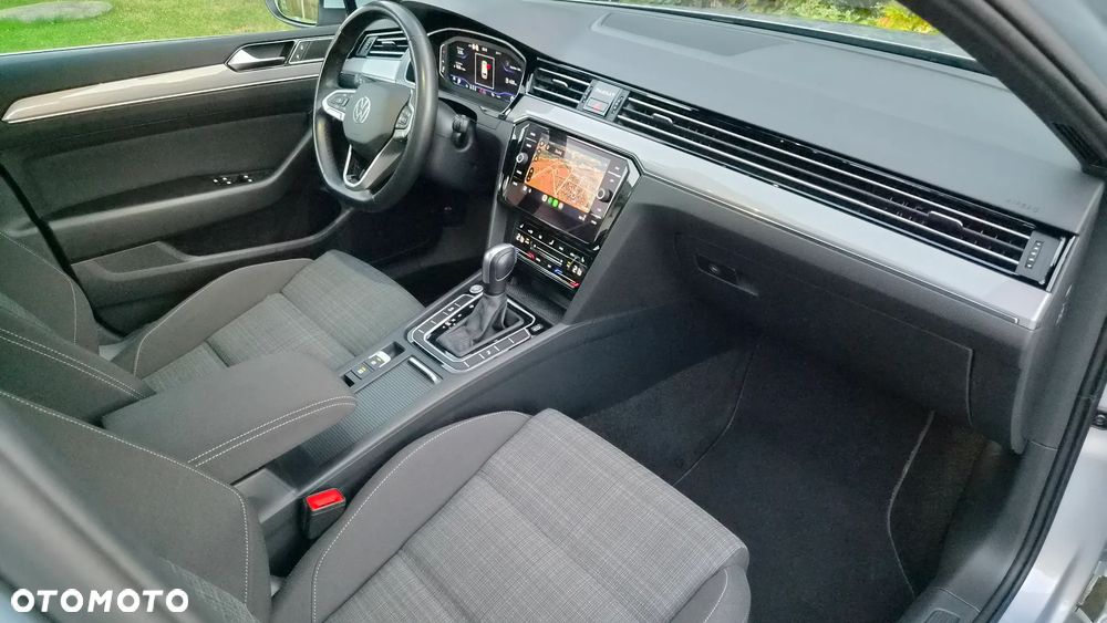 Volkswagen Passat 2.0 TDI EVO Business DSG - 24