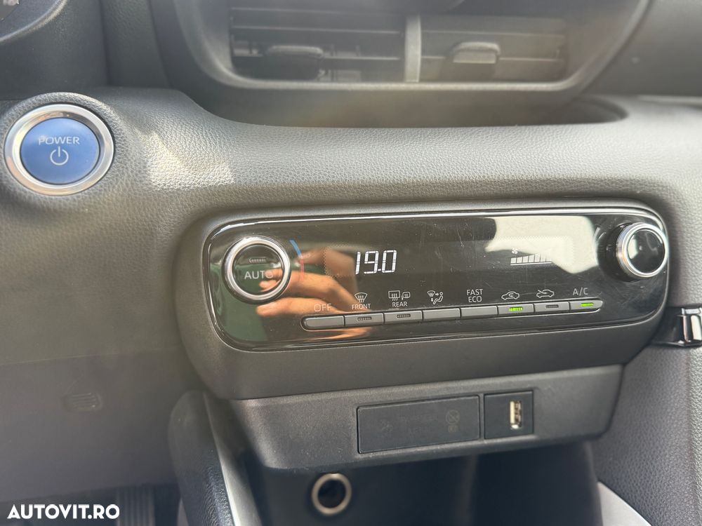 Toyota Yaris 1.5 VVT-i Business Edition - 10