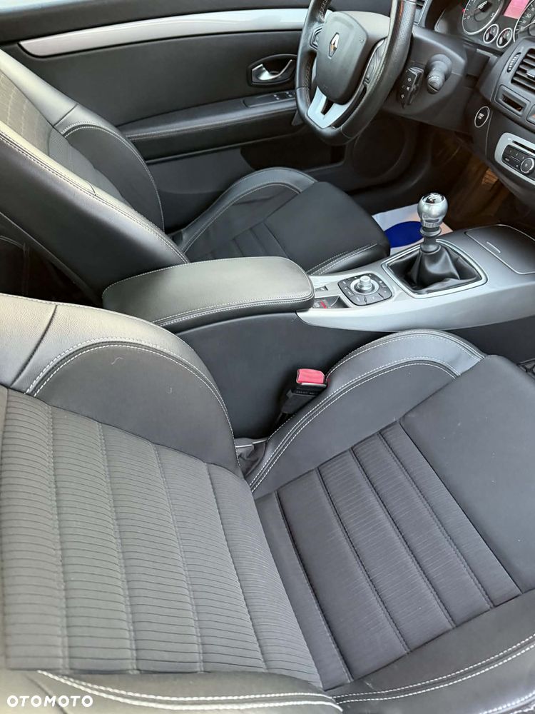 Renault Laguna - 13