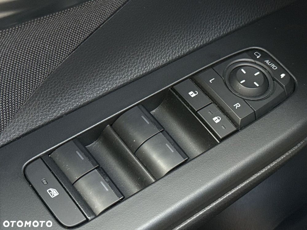 Toyota C-HR 1.8 Hybrid Style - 19