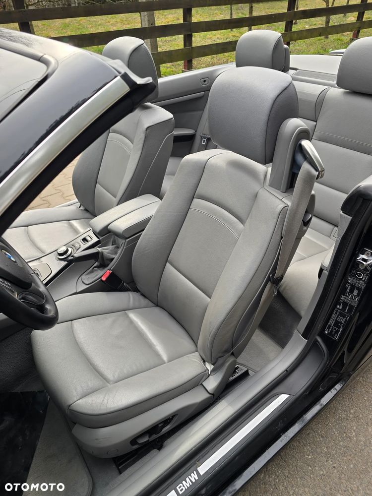 BMW Seria 3 330i M Sport Edition - 25