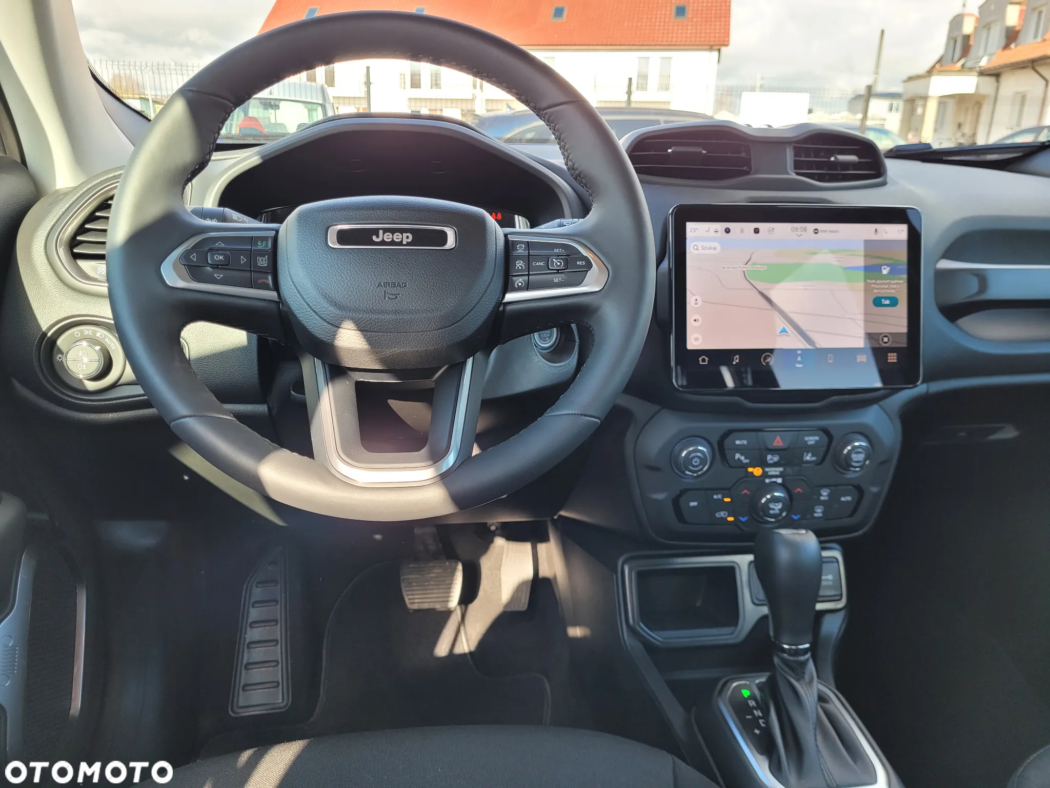 Jeep Renegade 1.5 T4 mHEV Altitude FWD S&S DCT - 11