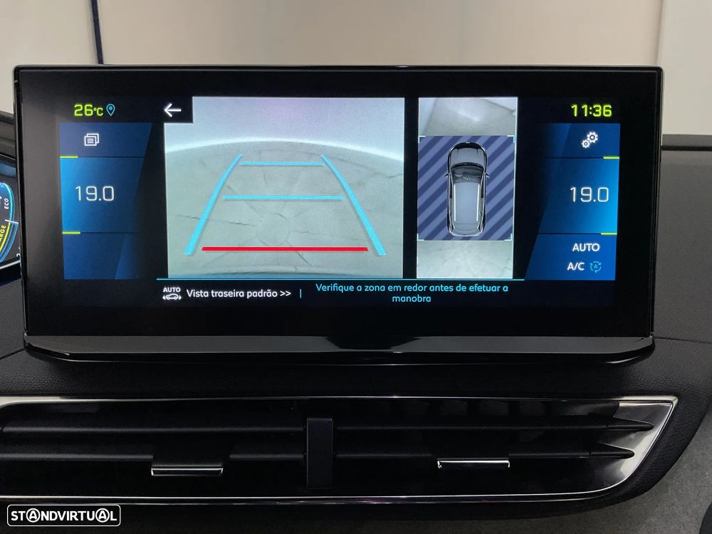 Peugeot 3008 1.6 Hybrid GT Pack e-EAT8 - 29