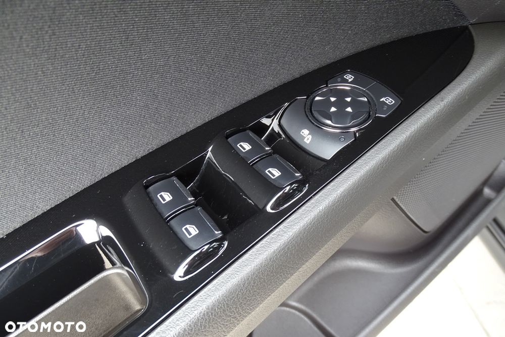 Ford Mondeo - 10