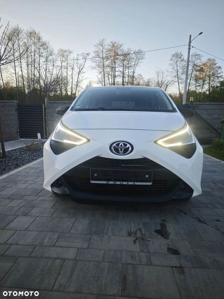 Toyota Aygo x-business - 5