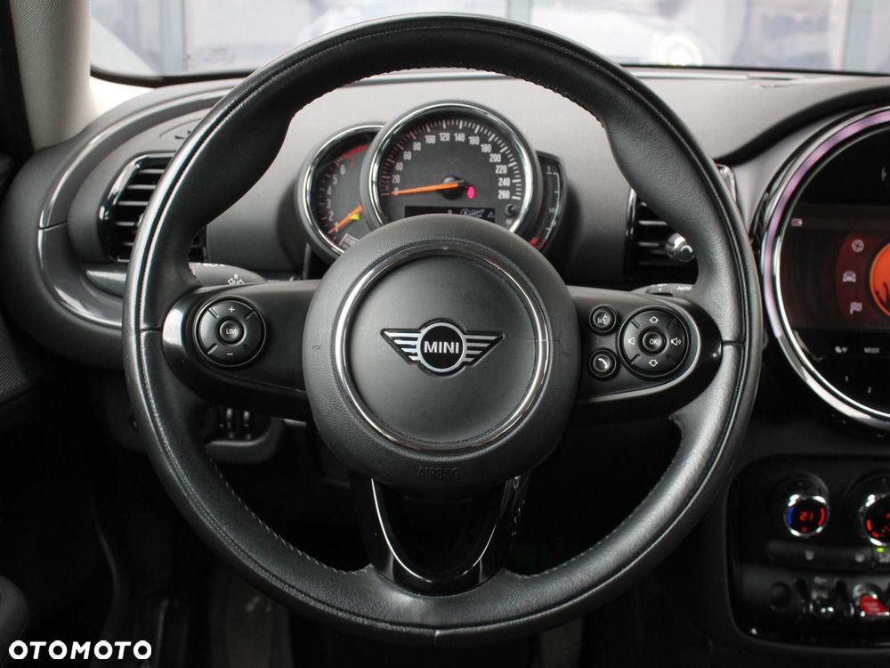 MINI Clubman - 12