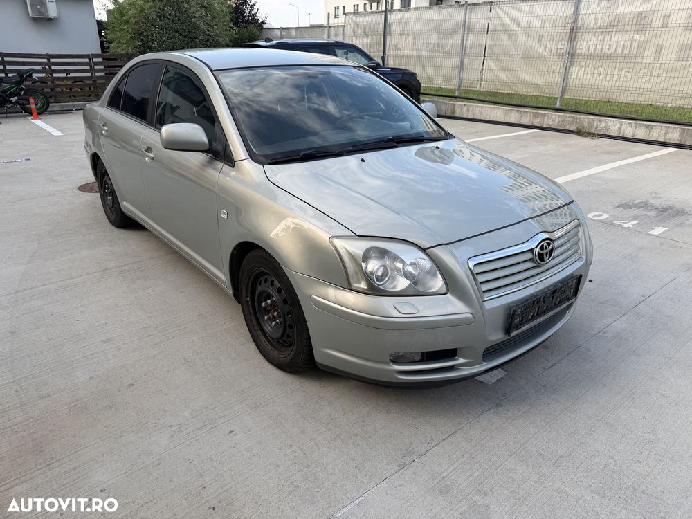 Toyota Avensis - 3