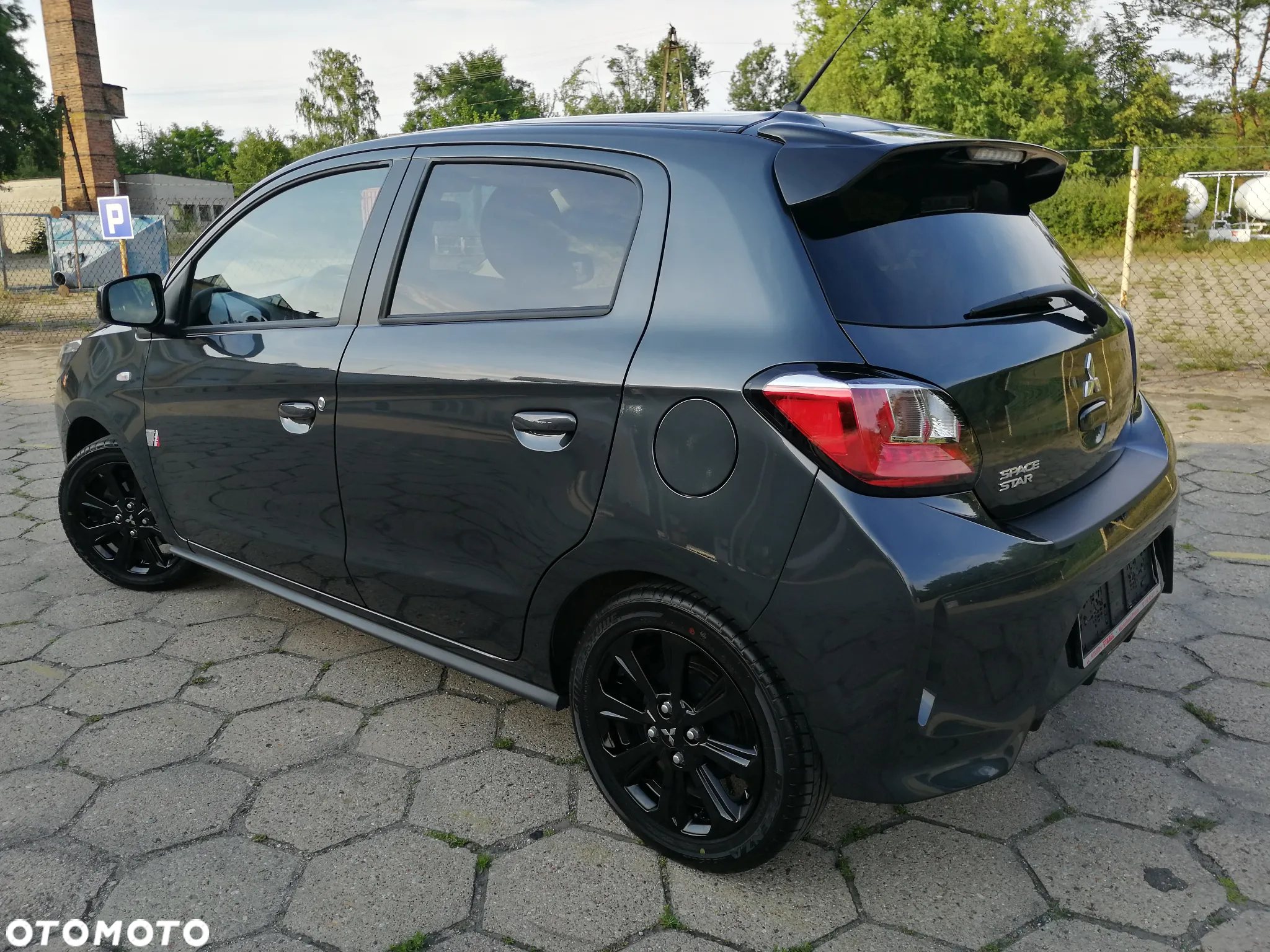 Mitsubishi Space Star AS&G 1.2 Select+ Black - 8