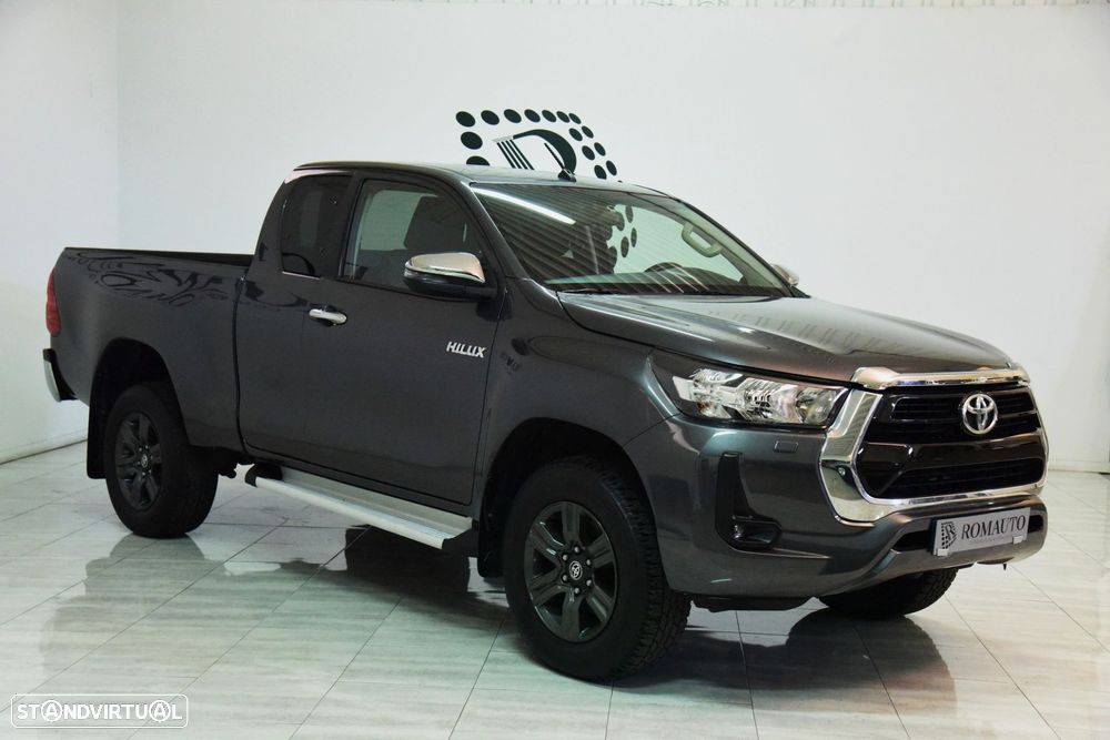 Toyota Hilux - 5