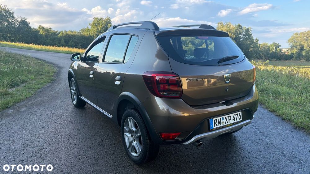 Dacia Sandero Stepway TCe 90 (S&S) Prestige - 10