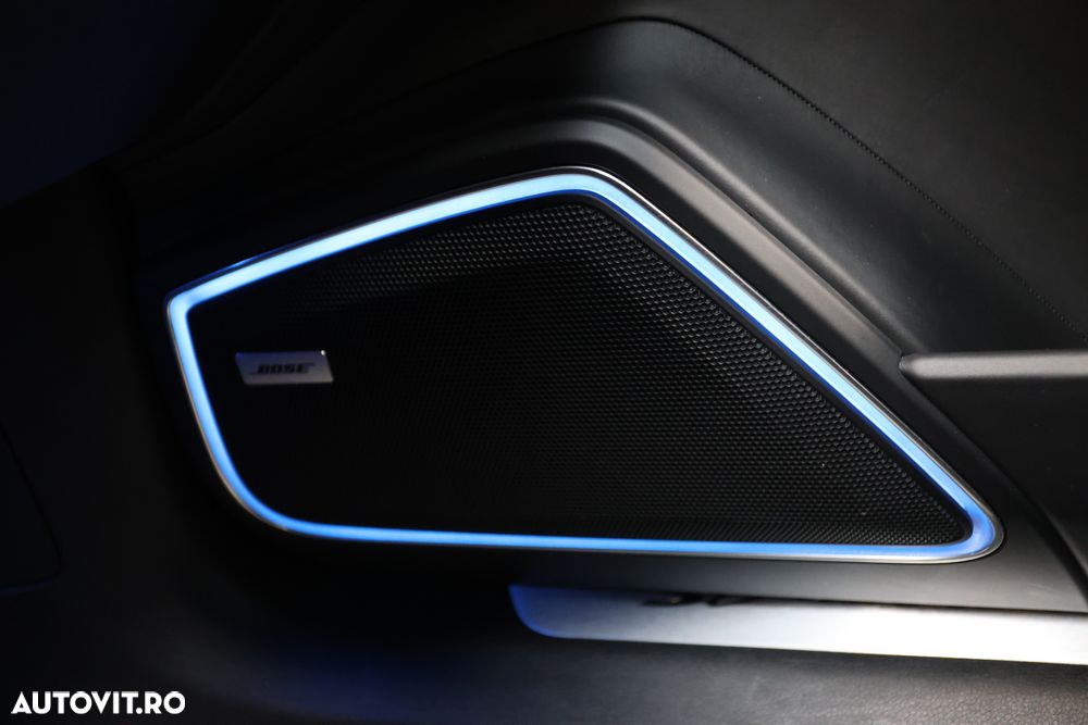Porsche Panamera 4S Sport Turismo - 13
