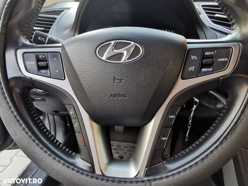 Hyundai i40 i40cw 2.0 Style - 12