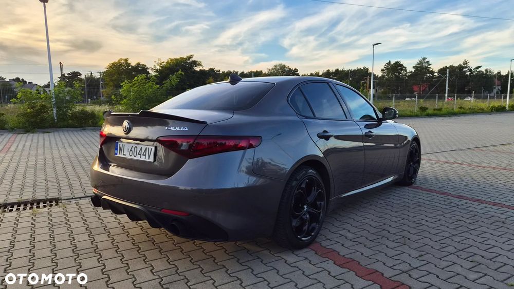 Alfa Romeo Giulia 2.0 Turbo Veloce Q4 - 6