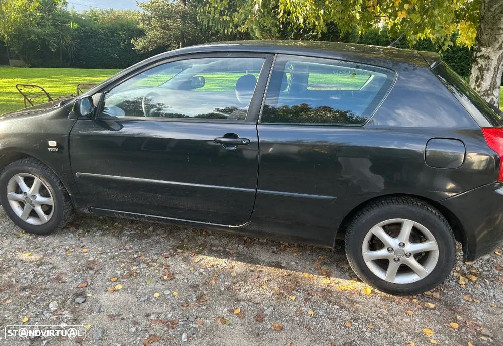Toyota Corolla - 4