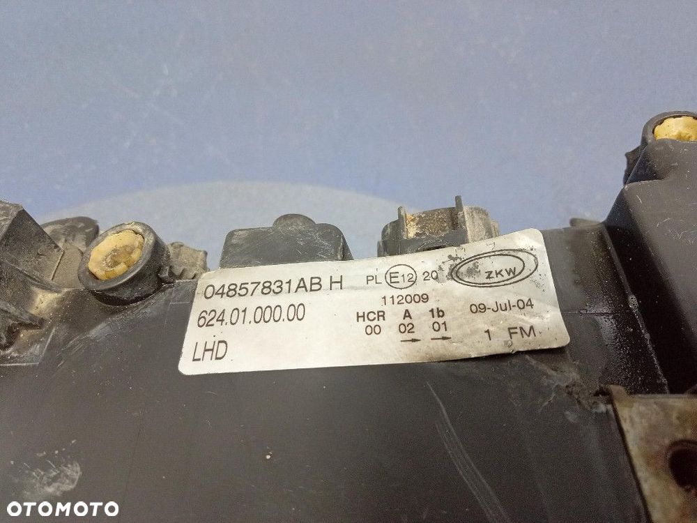 CHRYSLER GRAND VOYAGER LIFT 04- REFLEKTOR LEWY PRZÓD LAMPA EU 04857831AB - 6