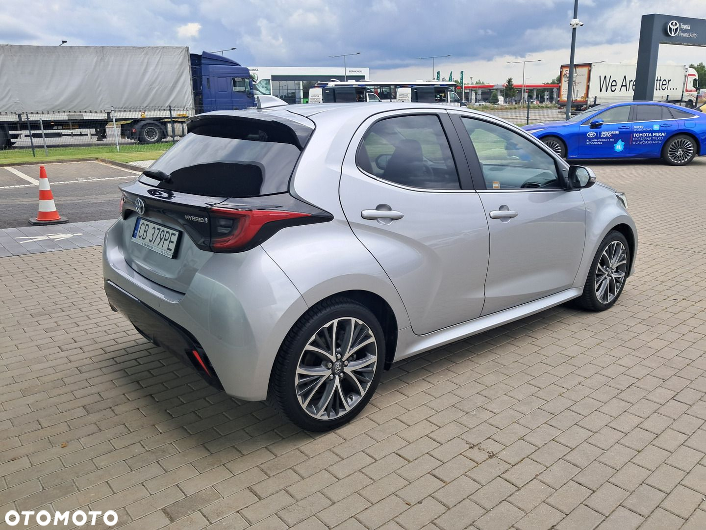 Toyota Yaris Hybrid 1.5 Executive - 8