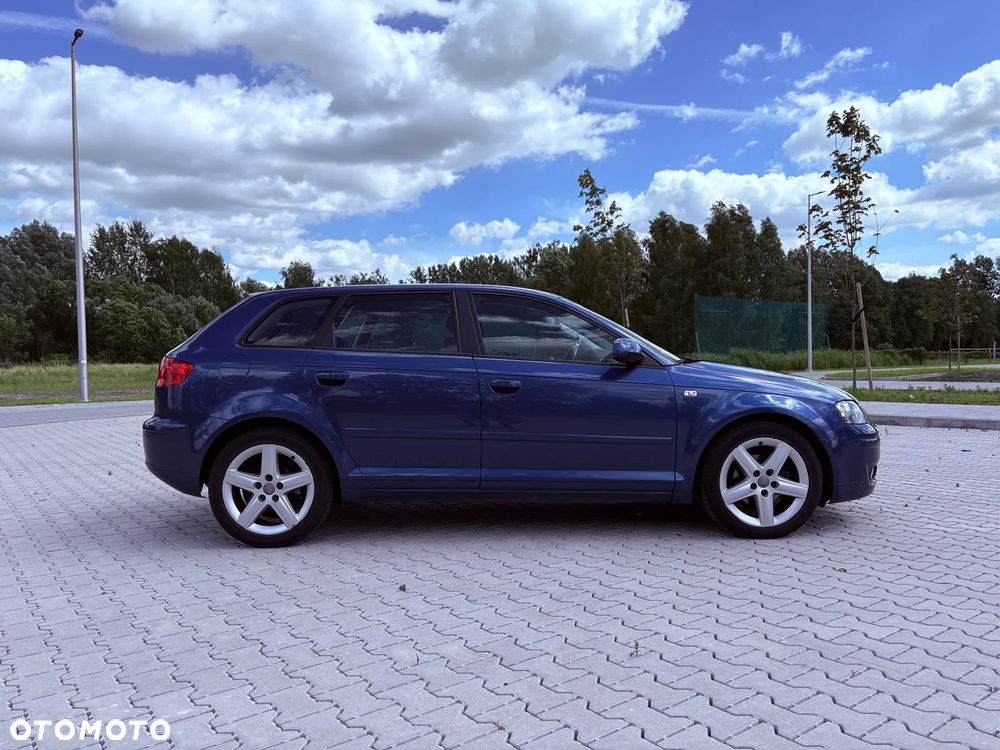 Audi A3 Sportback 1.6 FSI Ambition - 4