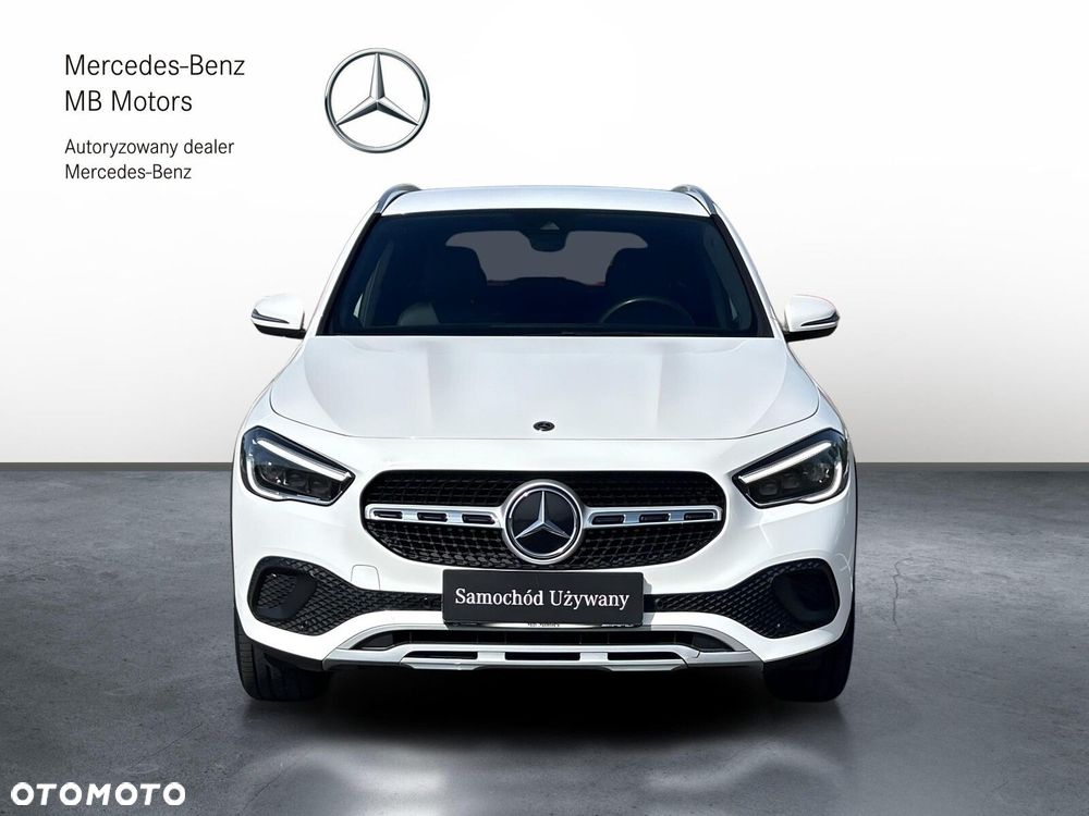 Mercedes-Benz GLA 200 Style - 9