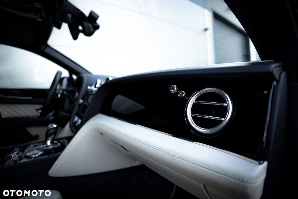 Bentley Bentayga W12 - 16