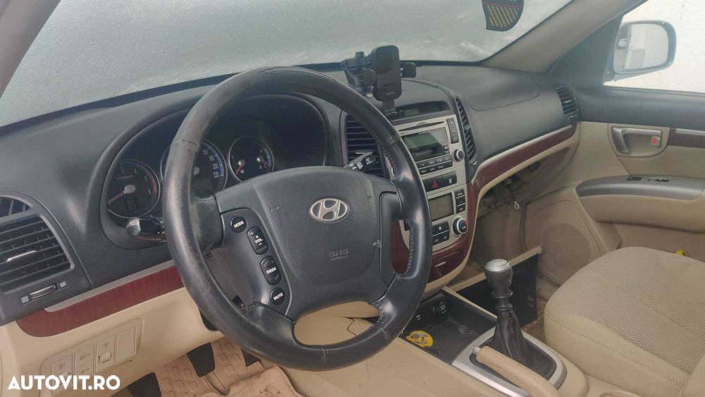 Hyundai Santa Fe 2.2 DSL VGT 5 SEATS 4WD+ - 4