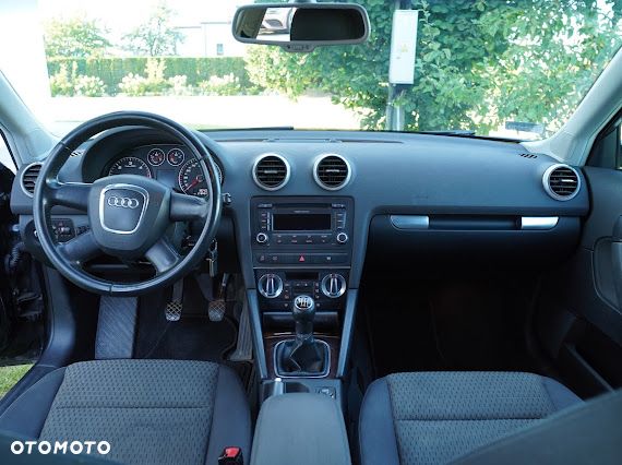 Audi A3 Sportback 2.0 TDI DPF Ambition - 18