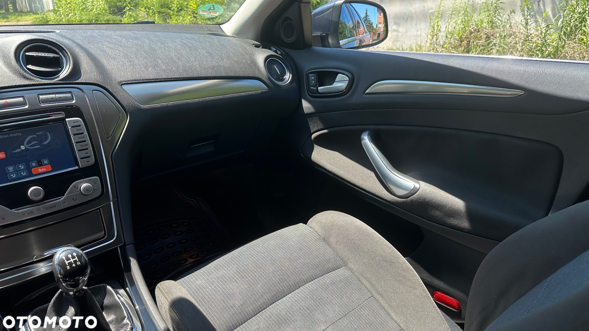 Ford Mondeo 2.0 Titanium X - 16