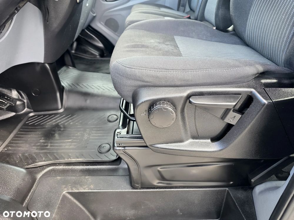 Ford TRANSIT 2,0 TDCI 130 KONNA DOKA BRYGADÓWKA 7 OSOBOWA SKRZYNIA KLIMA 147T/KM PRZEBIEGU GWARANCJA BLIŻNIAKI DO 3,5T - 12