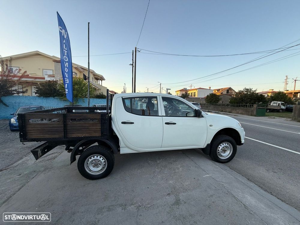 Mitsubishi L200 2.5 DI-D CD Intense 4WD - 10