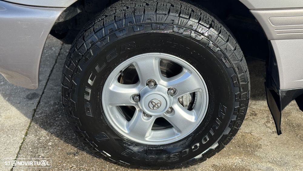 Toyota Land Cruiser SW 4.2 TD VX TA - 24