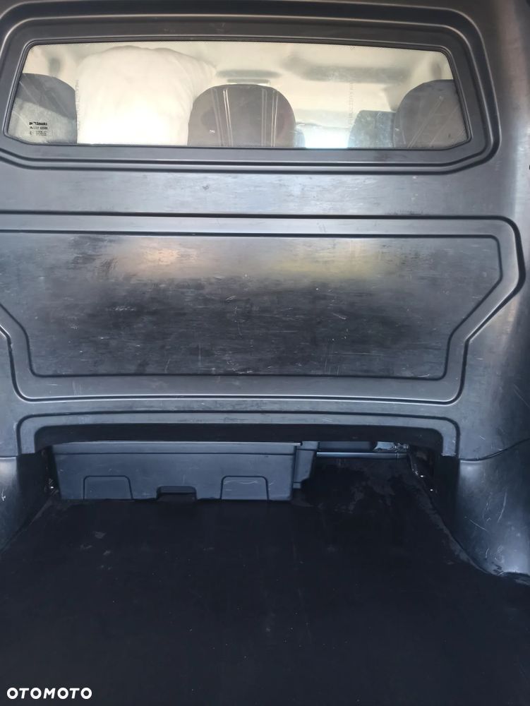 Opel Vivaro - 19