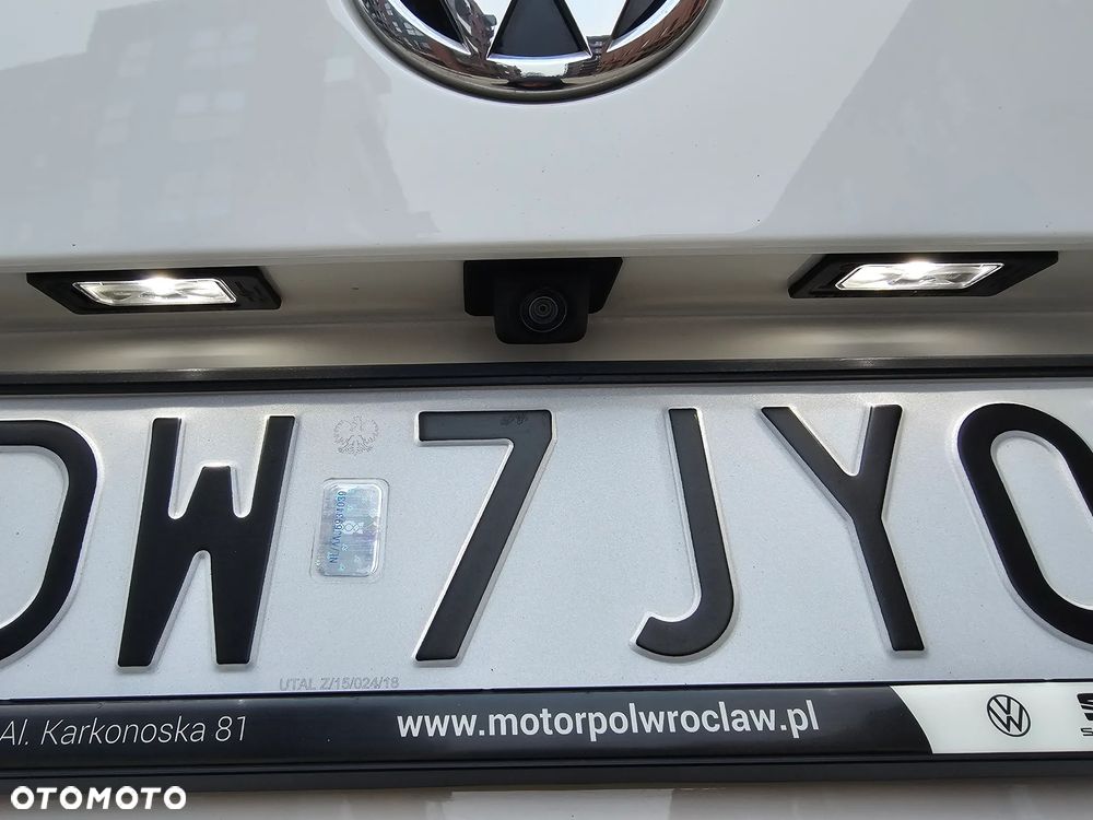 Volkswagen Multivan - 8