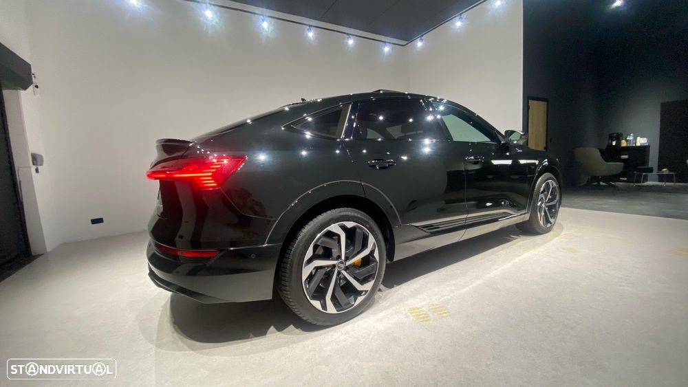 Audi e-tron 55 quattro S line - 2