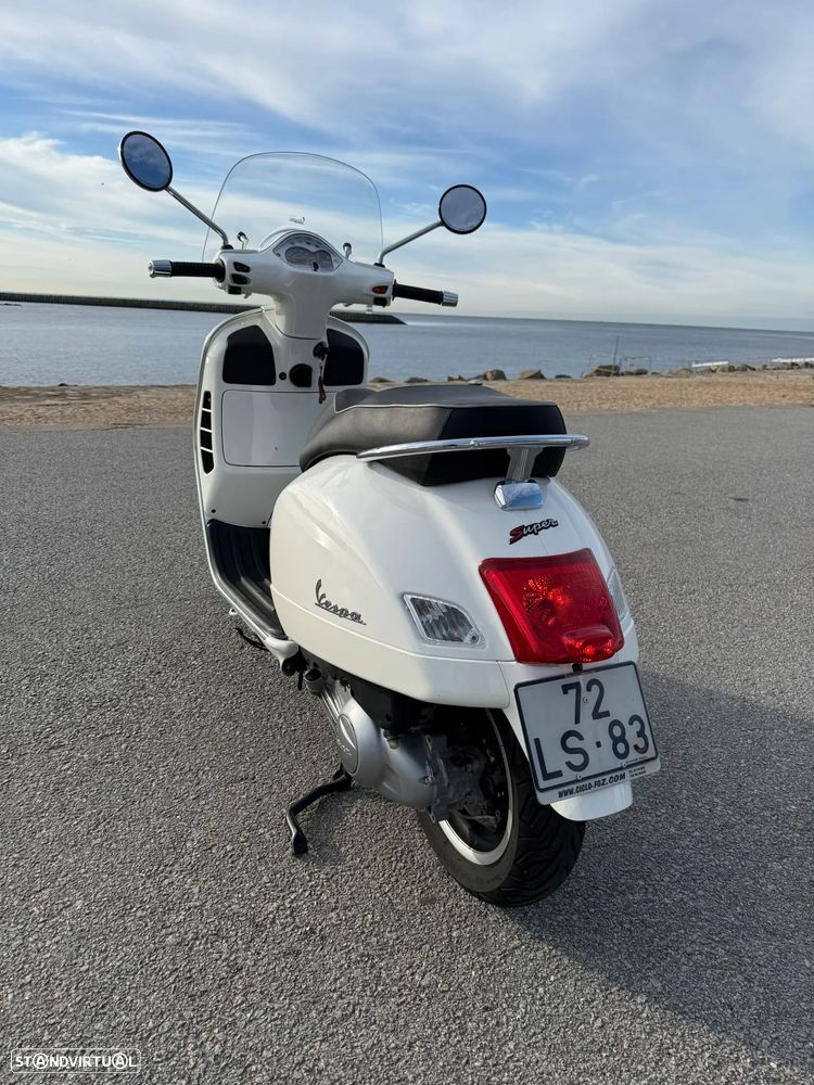 Vespa GTS Super GTS 300 ie - 2