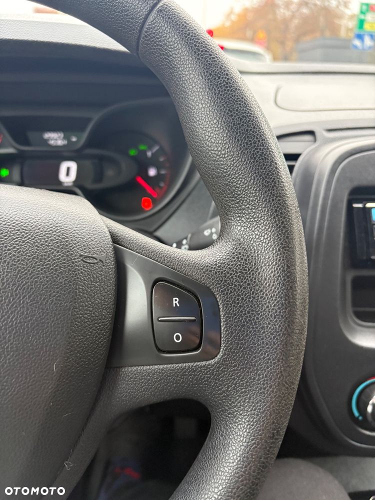 Renault Captur - 21