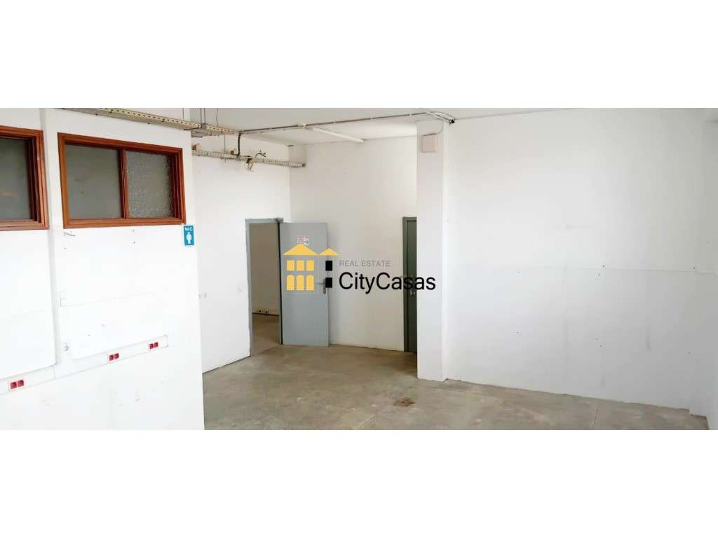 Loja c/ Terraço e 2 Frentes | Paranhos - Grande imagem: 2/17