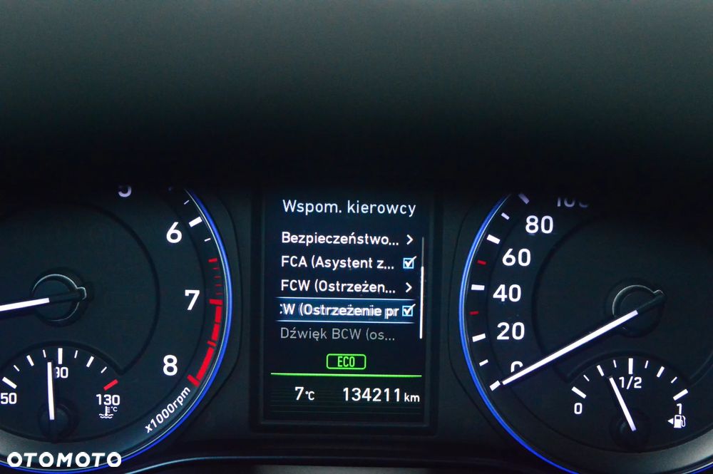 Hyundai Kona 1.6 T-GDI DCT 4WD Premium - 30