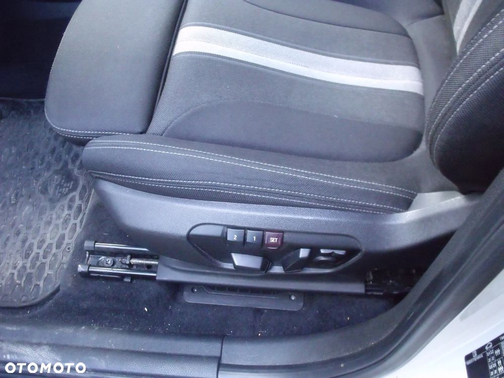 BMW Seria 2 216d GT Advantage - 17