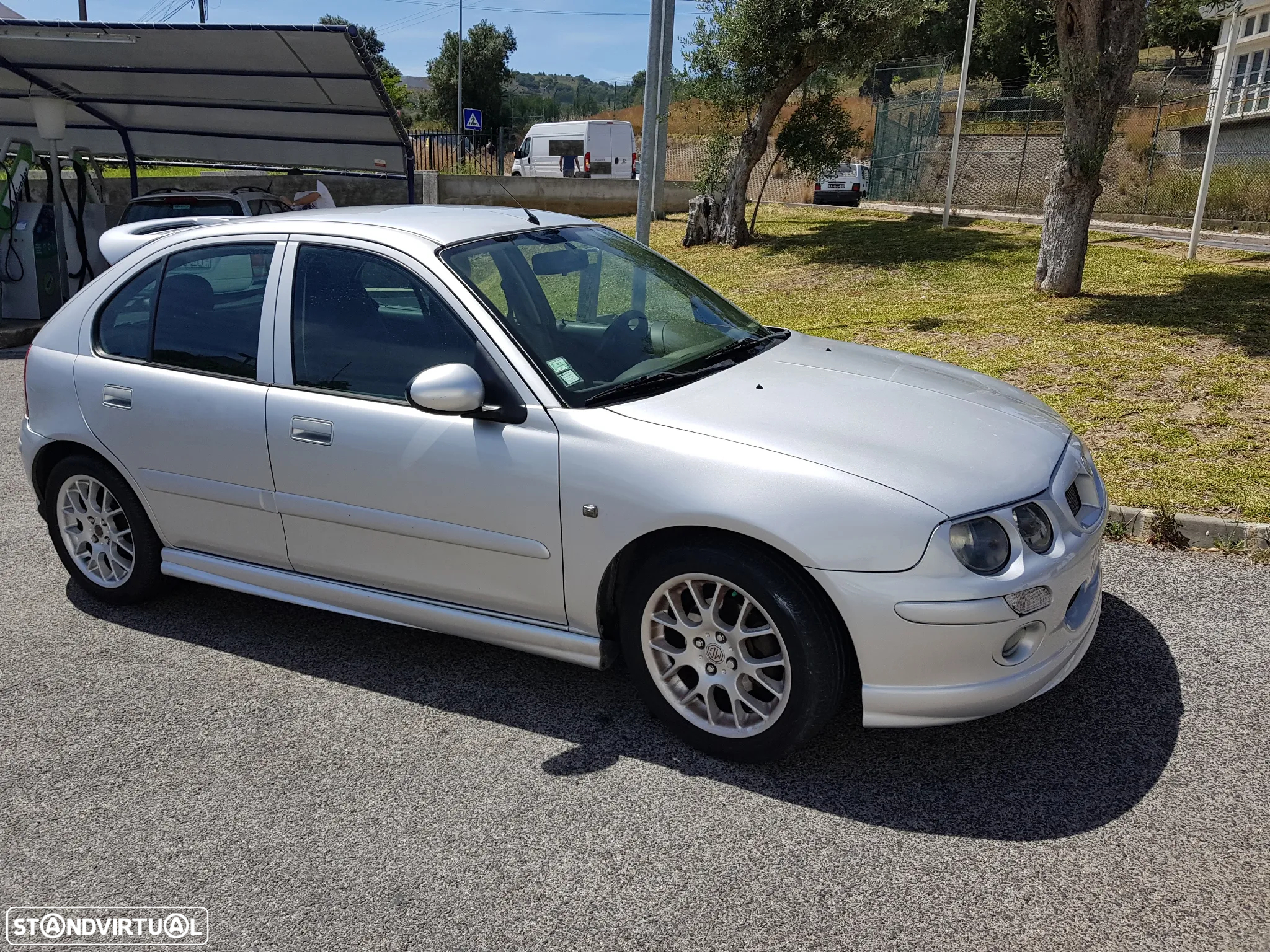 MG ZR 105 Entry - 2